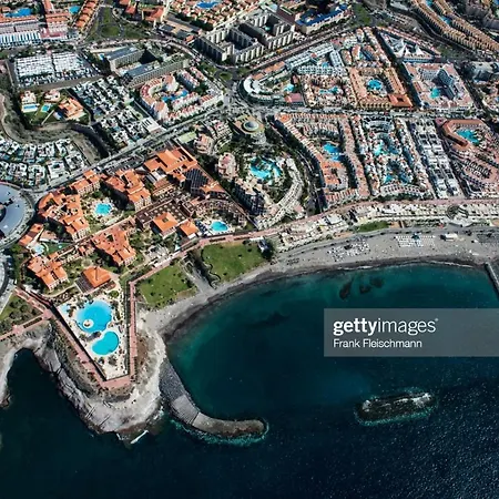 Апартаменти Kate Duque Fantastic With Lovely Pool Адехе