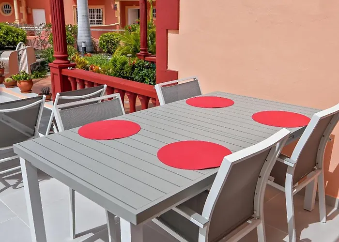 Апартаменти Kate Duque Fantastic With Lovely Pool *