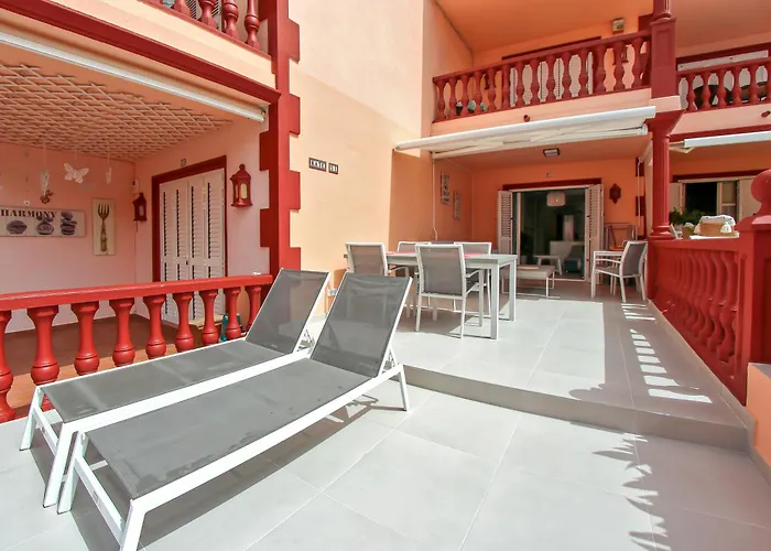 Апартаменти Kate Duque Fantastic With Lovely Pool