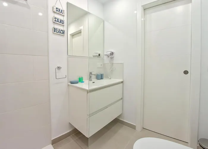 Daire Kate Duque Fantastic With Lovely Pool