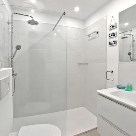 Kate Duque Fantastic With Lovely Pool Costa Adeje (Tenerife)